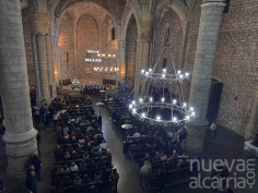 Pareja da la bienvenida a la Navidad con su XVII Certamen de Villancicos