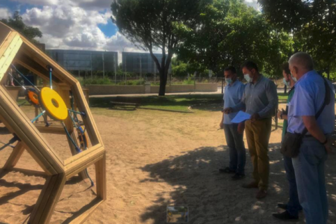 El Ayuntamiento dota de nuevos juegos infantiles a diversos parques ...