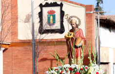 Cabanillas recupera su botarga para sus fiestas de San Blas