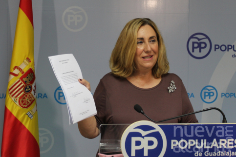Silvia Valmaña felicita públicamente a Guarinos, candidata del PP a la ...