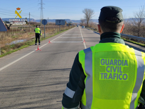 La Guardia Civil investiga a un conductor sin carné de conducir que ...
