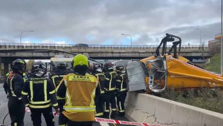 OJO SI VAS A MADRID: M-40 cortada por el accidente en un helicóptero 
