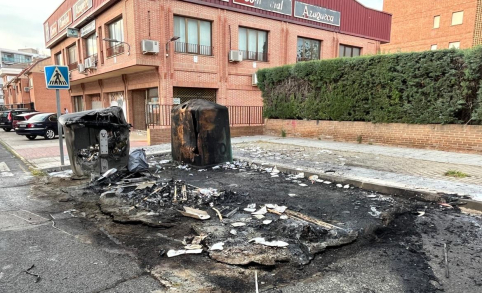 El Ayuntamiento de Azuqueca informa sobre la quema de contenedores, con dos coches afectados