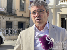 Santiago Baeza: “La alcaldesa Guarinos se va a pasar toda la legislatura cortando cintas de la gestión de Alberto Rojo”