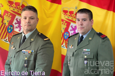 Dos militares auxilian a una mujer en un accidente de tráfico en Mesones