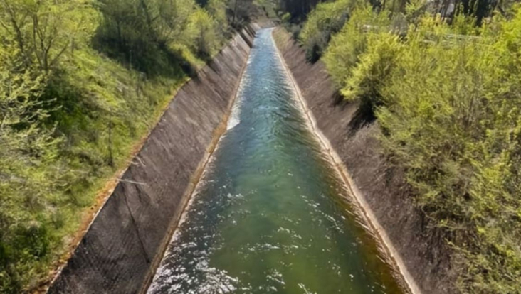 Las compuertas de Entrepeñas clausuran un ciclo de agua torrencial sin precedentes en medio siglo 