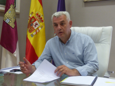 “Si queremos luchar contra la despoblación y luchar por nuestros pueblos, no se les puede dejar incomunicados”