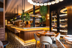 Descubre la nueva Taberna 7, el restaurante que da vida a la calle Libreros en Alcalá de Henares