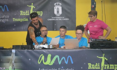 Cabanillas inaugura el “II Memorial María Herranz” de gimnasia de trampolín