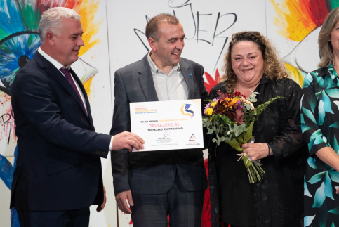 La Diputación convoca los premios Mujer Emprendedora 2025 