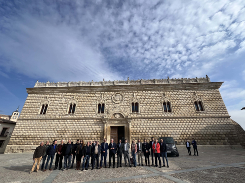 El Transporte Sensible a la Demanda de la Sierra Norte consolida su éxito y supera los 25.600 billetes vendidos
