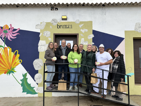 Así impulsa el medio rural una pequeña quesería de Albares apoyada con fondos europeos