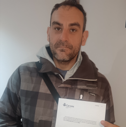 Un cartero de Correos Guadalajara denuncia un cambio de turno que vulnera el convenio y le impide cuidar de sus tres hijos