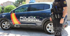 La Policía Nacional detiene al autor de tres robos con violencia en establecimientos de Guadalajara