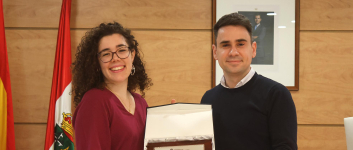 Cabanillas presume de Sara Peñuelas, número 1 de su promoción en la UAH y futura diplomática