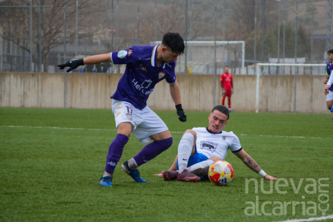 El promesas se impone bajo la lluvia 