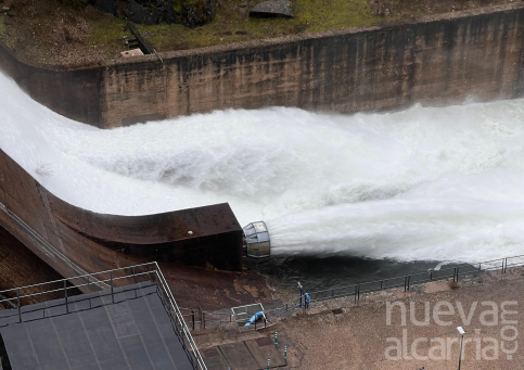 Desembalses extraordinarios en El Vado y El Atazar activan avisos en varios municipios