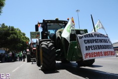 Agricultores, ganaderos y tractores marchan desde Guadalajara este miércoles a Madrid por la PAC y Mercosur