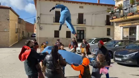 Valdepeñas de la Sierra se va de 