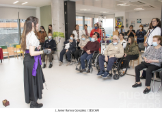 El Hospital de Guadalajara celebra el carnaval con sorpresas, teatro y música para las niñas y niños ingresados