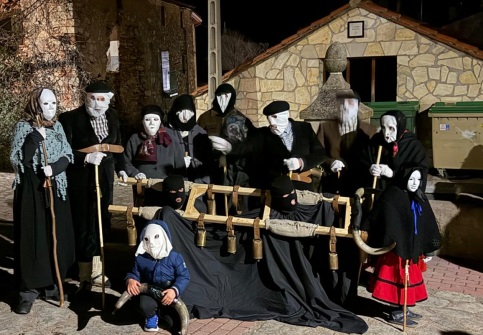 La Vaquilla hace correr a La Riba