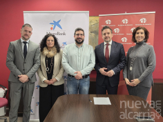 Ayuntamiento y CaixaBank firman un nuevo acuerdo para impulsar el emprendimiento en Azuqueca