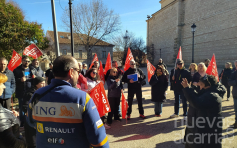 CCOO y el personal de conserjería de Caraquiz se movilizan para exigir su subrogación por la nueva empresa