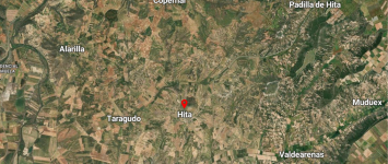 Fallece un conductor tras la salida de la vía y posterior vuelco de un turismo en Hita