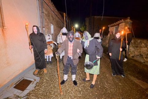 Los Ojojó vuelven a encender Sierra Pela