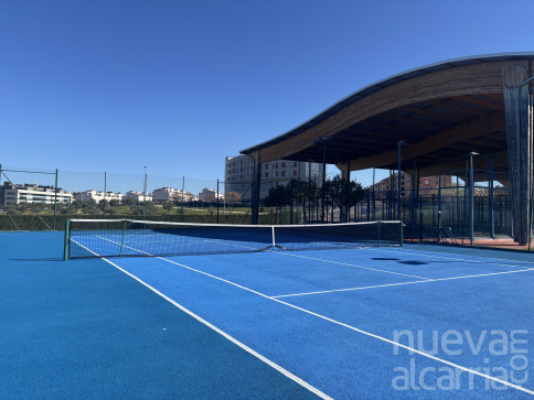 Del rojo al azul: Las pistas de tenis de la Ciudad de la Raqueta cambian de color