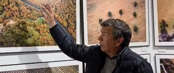 Nacho Abascal eleva la mirada para descubrir 