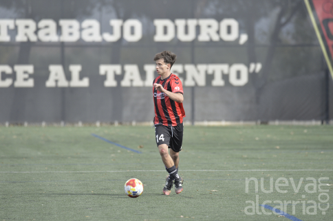 Un penalti impide el triunfo de Azuqueca ante el líder