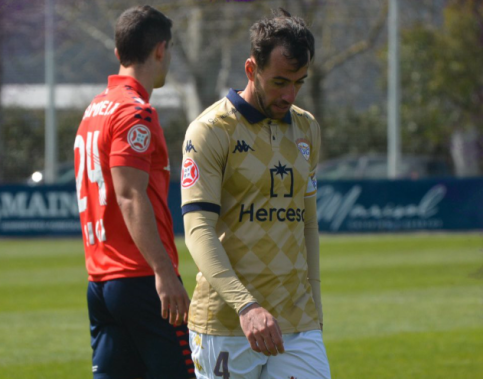 El Dépor cae en Tajonar en un duelo con todo en contra