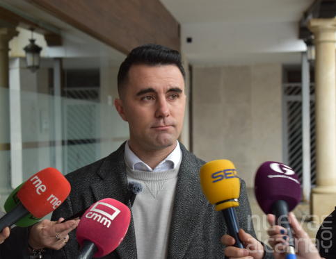 El PSOE critica al Ayuntamiento por no informar de la subida de la zona azul, que cifra entre el 4% y el 20%