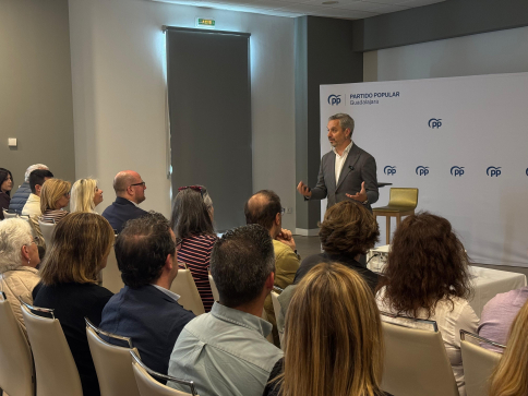 Juan Bravo presenta el plan nacional del PP para autónomos en Guadalajara