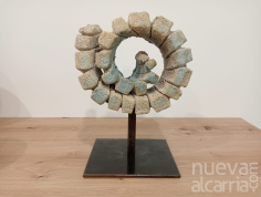 La exposición “El gesto y la materia” muestra la creatividad de la Escuela Municipal de Cerámica en el Palacio de la Cotilla