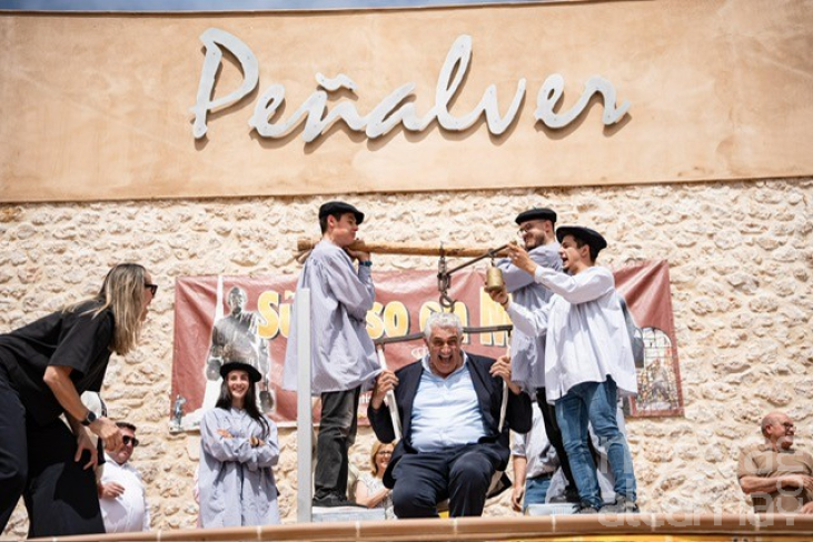 Pesaje de 'altura' en Peñalver: 160 kilos de miel para Romay y 80 para Amaya Valdemoro 