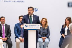Núñez dice que impulsará la mayor bajada de impuestos de Castilla-La Mancha con una devolución de 400 millones de euros a familias, jóvenes y pymes y la deflactación del IRPF
