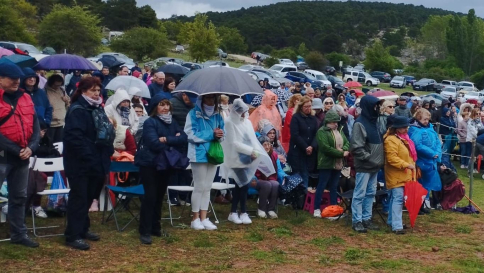La fe vence al temporal en la 60ª Marcha Diocesana a Barbatona