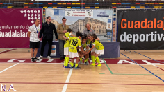 El Multiusos se llena de emoción en el cierre de una nueva edición de la Liga Benjamín de fútbol sala
