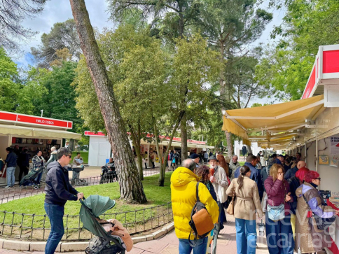 La Feria del Libro de Guadalajara supera los 10.500 visitantes con el Piano Meet-Up como uno de sus momentos más animados