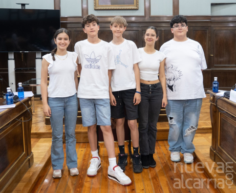 El equipo del IES Aguas Vivas resulta vencedor de la Liga de Debate Escolar en la categoría de primero y segundo de la ESO