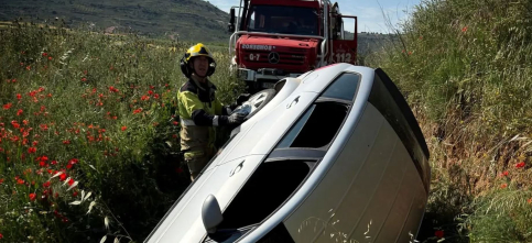 Los bomberos de Guadalajara informan de la intensificación de los rescates en carreteras secundarias y caminos