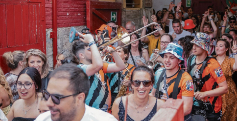 Éxito rotundo del Festiguada 2026 que consolida la música festiva en las calles de Guadalajara