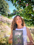 De las cuevas del Cid a La Serrana de La Vera: una autora de Guadalajara explora el origen de las leyendas.