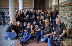 El Orfeón y Orquesta Joaquín Turina emociona en el Maratón de los Cuentos con una propuesta participativa