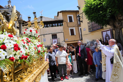 Pastrana renueva su tradición centenaria con la celebración del Corpus Christi