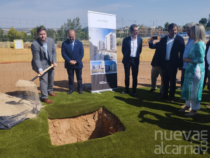 Hernando se compromete a dar “un trato preferencial” a Guadalajara en la tramitación de nuevas zonas residenciales