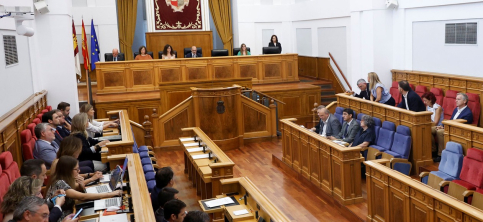 Las Cortes apoyan las alegaciones del Gobierno regional a la revisión de los planes hidrológicos