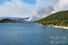 La MAS estudia la necesidad de reforzar de forma preventiva los procesos de tratamiento ante el posible impacto del incendio de La Mierla en la calidad del agua